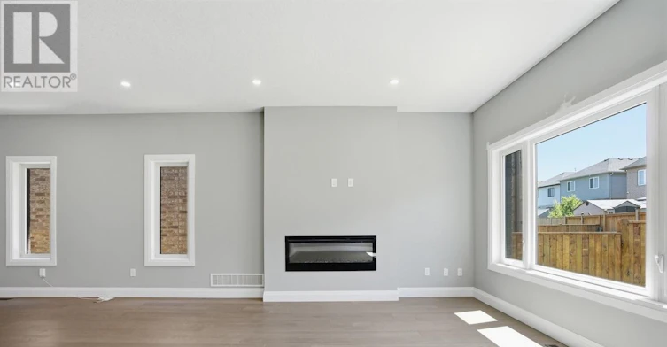 UPPER-2775 Oriole Drive, London, ON, N6M 0G9 - 8