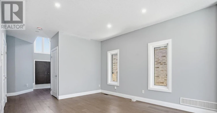 UPPER-2775 Oriole Drive, London, ON, N6M 0G9 - 7