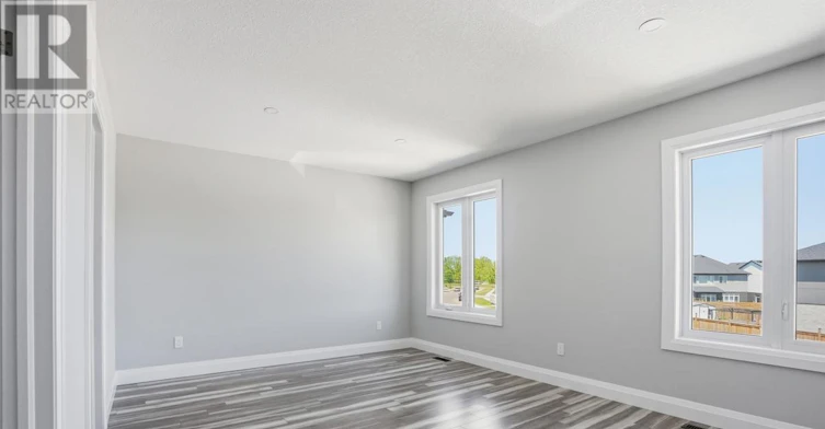 UPPER-2775 Oriole Drive, London, ON, N6M 0G9 - 18