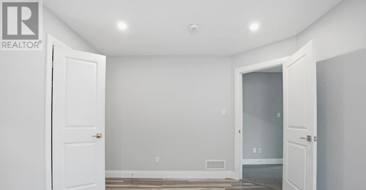 UPPER-2775 Oriole Drive, London, ON, N6M 0G9 - 28