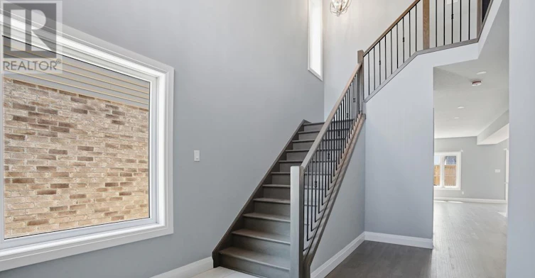 UPPER-2775 Oriole Drive, London, ON, N6M 0G9 - 6