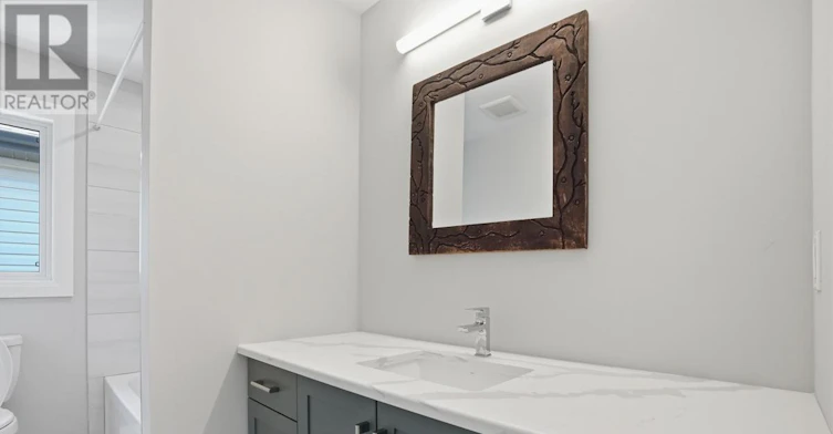 UPPER-2775 Oriole Drive, London, ON, N6M 0G9 - 30