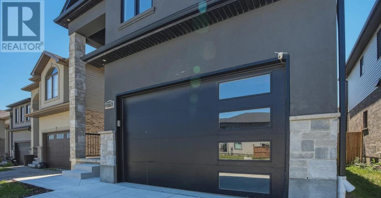 UPPER-2775 Oriole Drive, London, ON, N6M 0G9 - 3