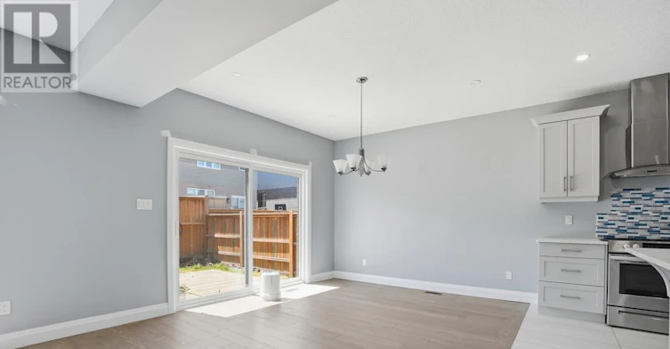 UPPER-2775 Oriole Drive, London, ON, N6M 0G9 - 10