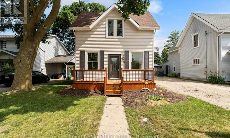 432 Albert Street
