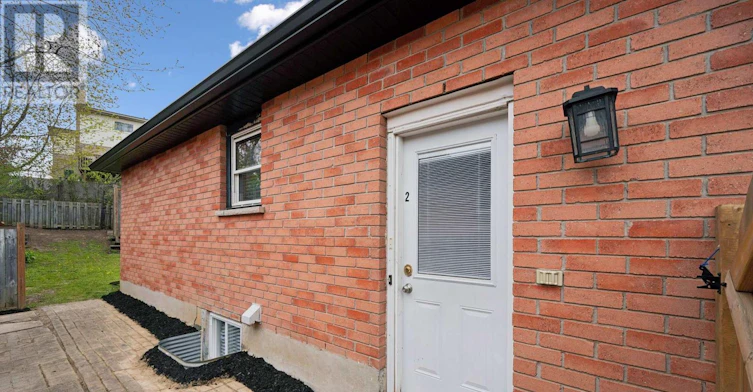 2-364 Imperial Road S, Guelph, ON, N1K 1L4 - 2