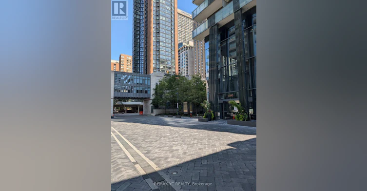 907-1080 Bay Street, Toronto, ON, M5S 0A5 - 12