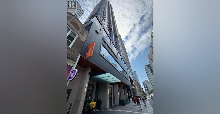 2101-395 Bloor Street E, Toronto, ON, M4W 0B4