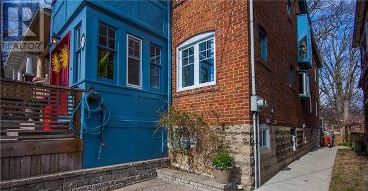 MAIN-75 Spruce Hill Road, Toronto, ON, M4E 3G2 - 2