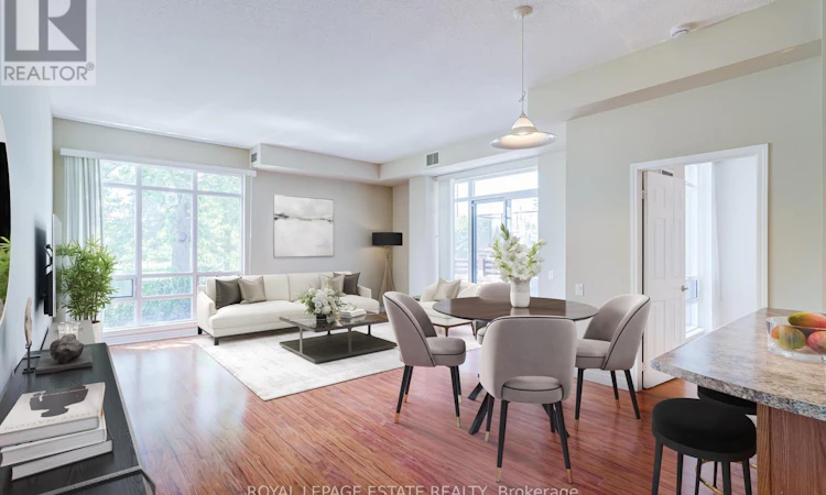 110-11121 Yonge Street