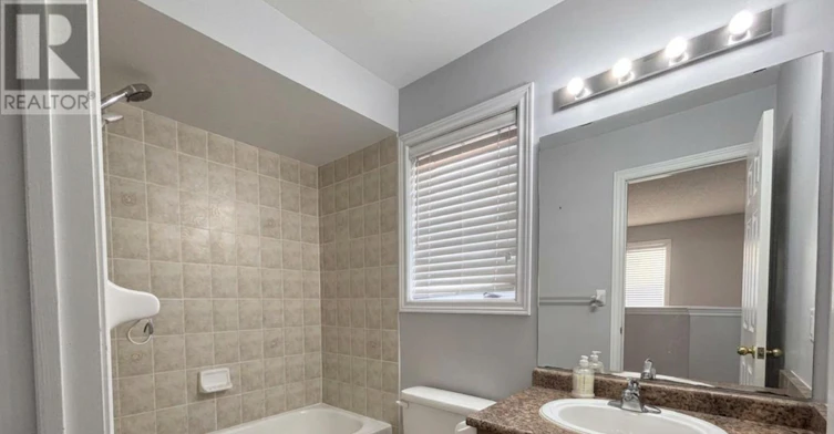 44 Touchette Drive, Barrie, ON, L4N 6A1 - 12