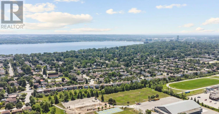 UPPER-62 Arthur Avenue, Barrie, ON, L4M 6H5 - 36