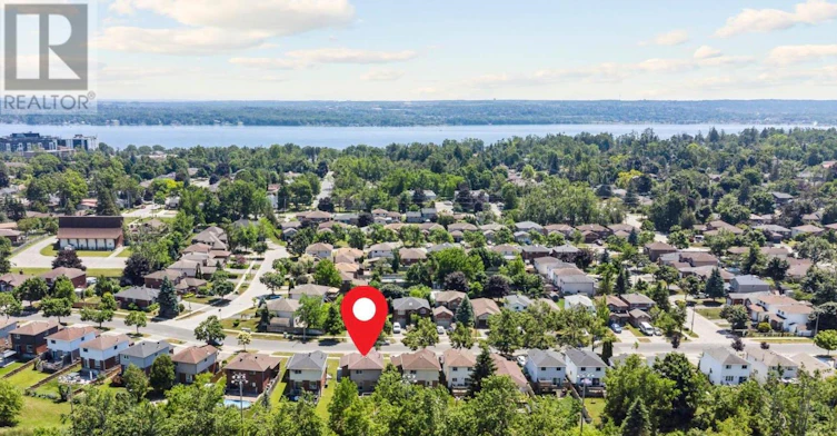 UPPER-62 Arthur Avenue, Barrie, ON, L4M 6H5 - 2