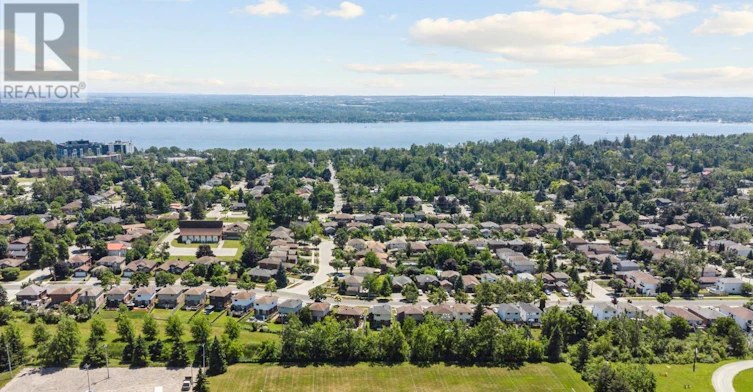 UPPER-62 Arthur Avenue, Barrie, ON, L4M 6H5 - 40