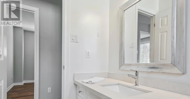 UPPER-62 Arthur Avenue, Barrie, ON, L4M 6H5 - 23