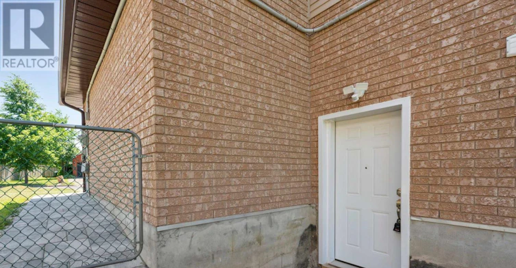 UPPER-62 Arthur Avenue, Barrie, ON, L4M 6H5 - 25