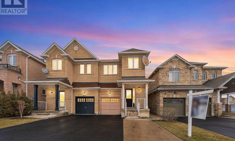 146 Crystalview Crescent