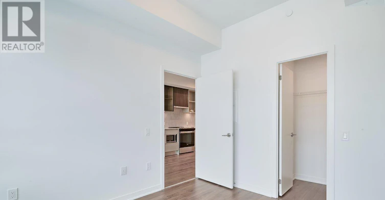 535-395 Dundas Street W, Oakville, ON, L6M 4M2 - 9