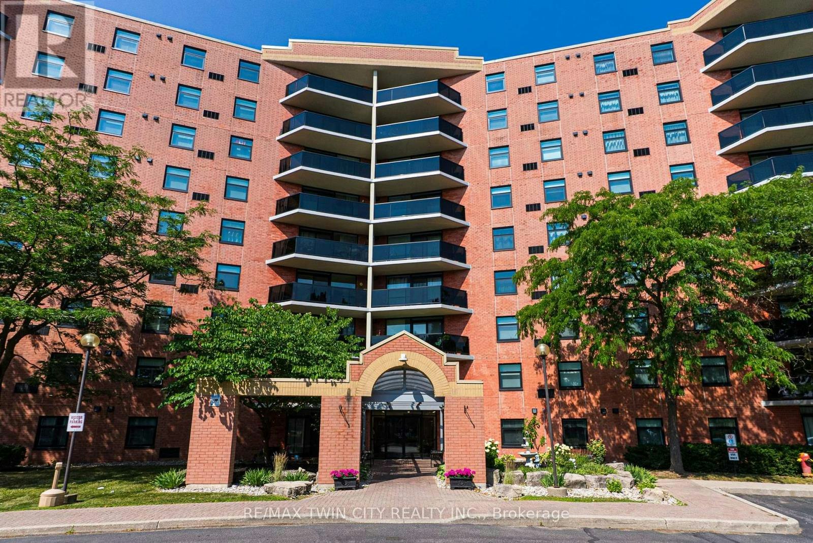 905-9 Bonheur Court, Brantford, ON, N3P 1Z5