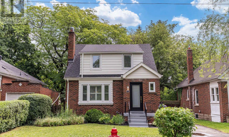 13 Allan Avenue
