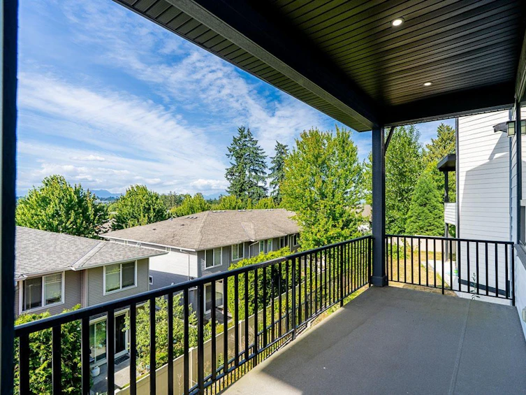 15051 63a Avenue, Surrey, BC, V3S 3H8 - 11