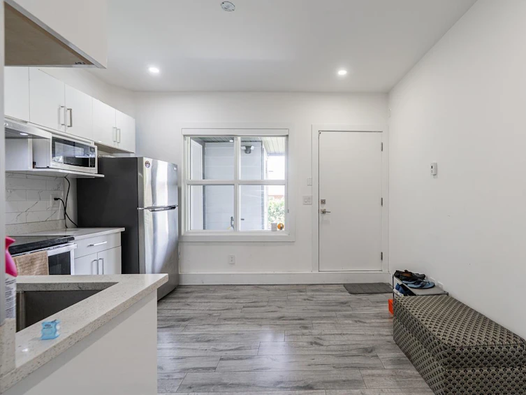 15051 63a Avenue, Surrey, BC, V3S 3H8 - 29