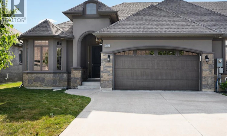 1701 Cypress