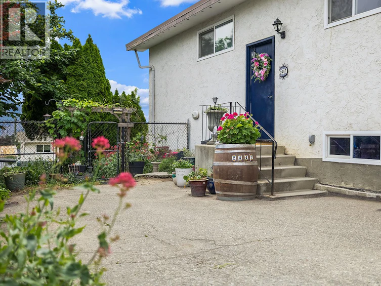 2447 Margaret Road, Westbank, BC, V4T 1N6 - 2