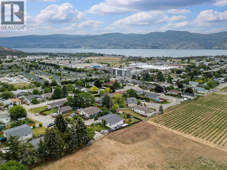 2447 Margaret Road, Westbank, BC, V4T 1N6 - 50