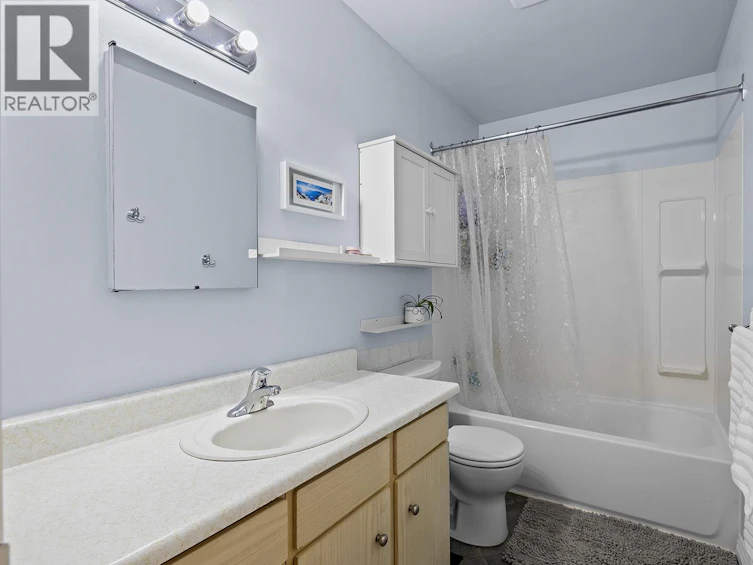 2447 Margaret Road, Westbank, BC, V4T 1N6 - 14