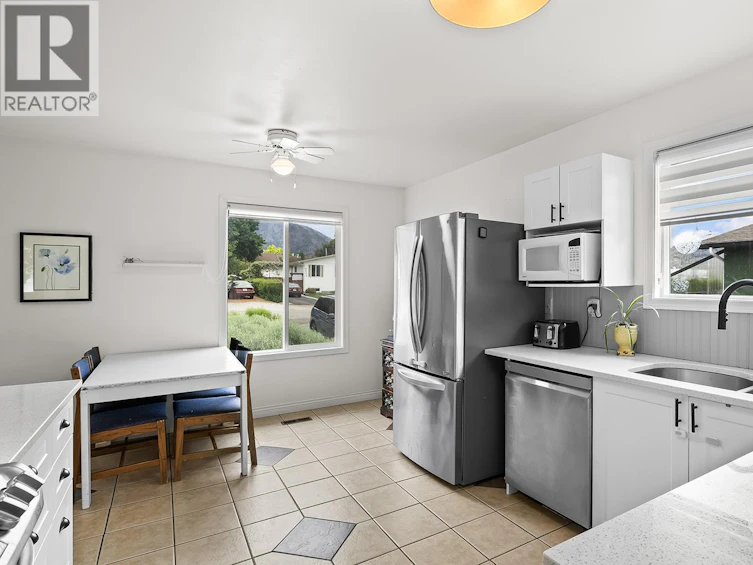 2447 Margaret Road, Westbank, BC, V4T 1N6 - 9