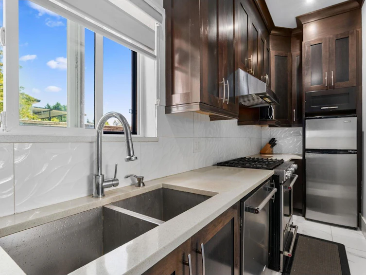 8866 134b Street, Surrey, BC, V3V 5T4 - 7