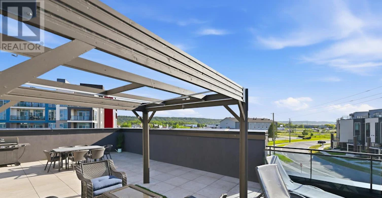 2 Concord Place, Grimsby, ON, L3M 0G6 - 41