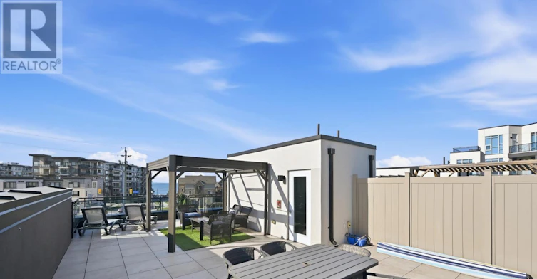 2 Concord Place, Grimsby, ON, L3M 0G6 - 38