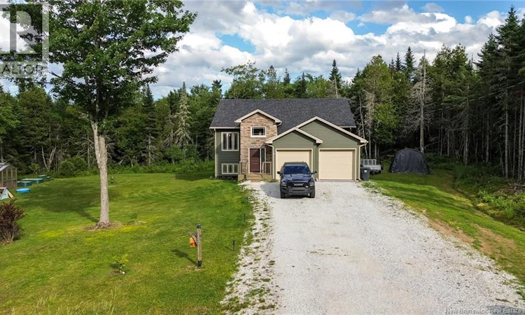18 Castlewood Drive