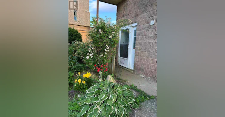 17-40 Fairfax Court, London, ON, N6G 3Y3 - 2