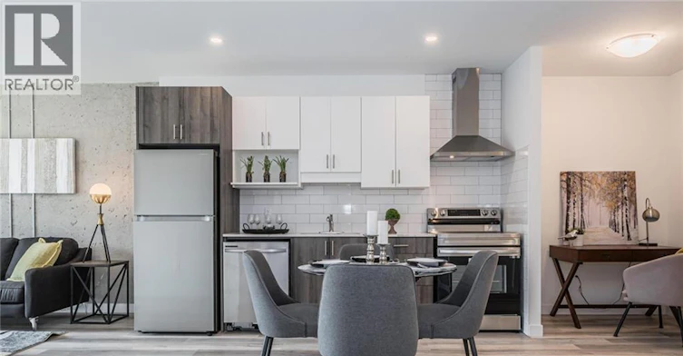 1207-1438 Highland Road W, Kitchener, ON, N2N 3K6 - 2