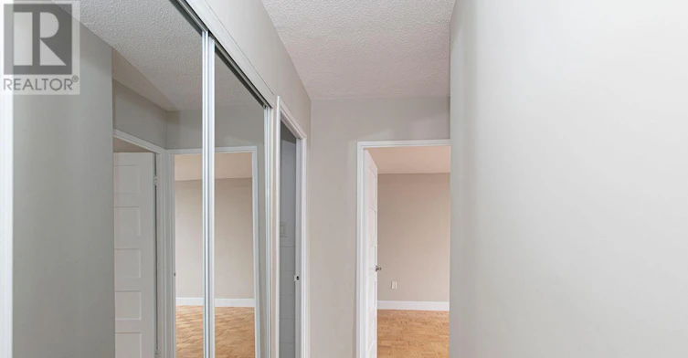 403-666 Spadina Avenue, Toronto, ON, M5S 2H8 - 8
