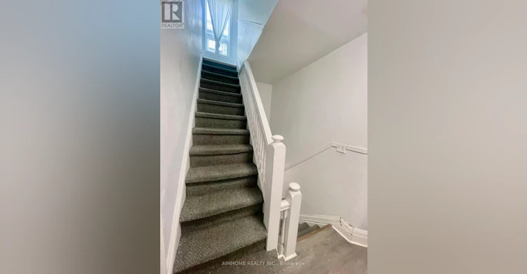 625 Bathurst Street, Toronto, ON, M5S 2R2 - 2