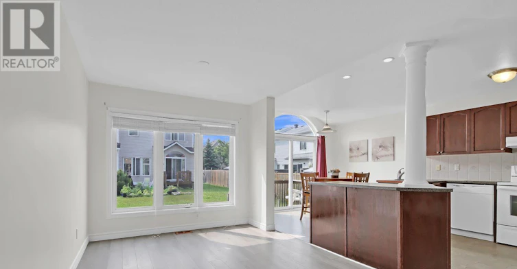 159 Tacom Circle, Ottawa, ON, K2G 4R1 - 4