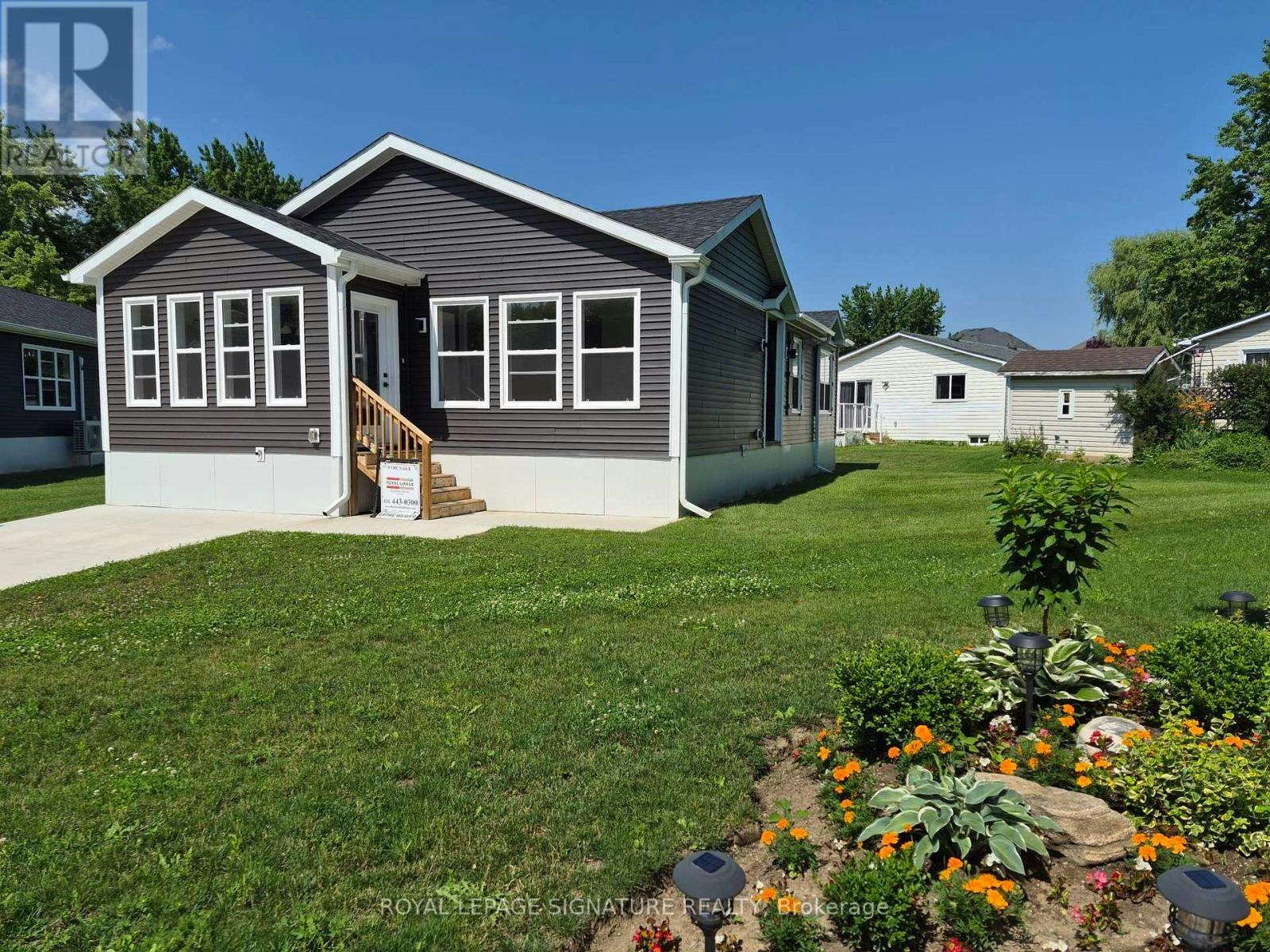 18 Briarwood Place, Innisfil, ON, L0L 1L0