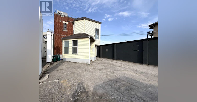 790 Bronson Avenue, Ottawa, ON, K1S 4G4 - 4
