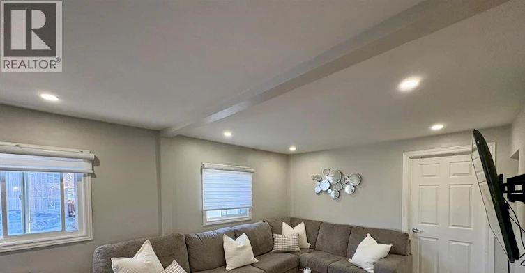 1364 Mckay Avenue, Windsor, ON, N9B 2B2 - 6