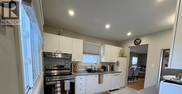 1364 Mckay Avenue, Windsor, ON, N9B 2B2 - 11