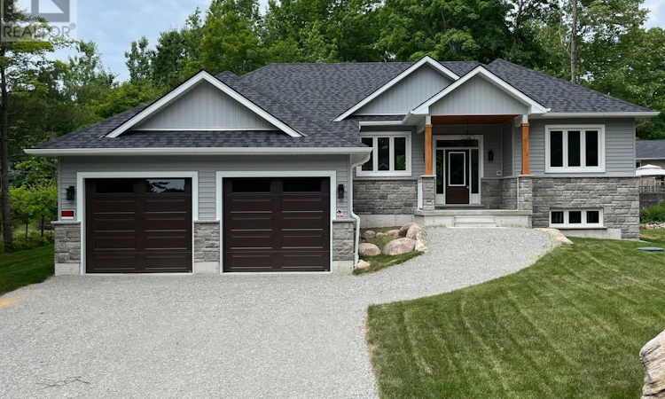 62 Vanier Rue