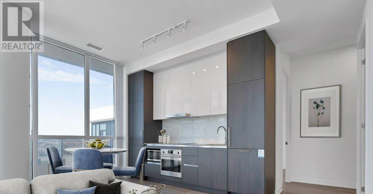 605-225 Commerce Street, Vaughan, ON, L4K 0P9