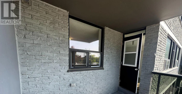 301-145 Wellington Street W, Aurora, ON, L4G 3L9 - 13