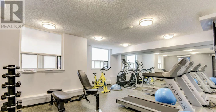 301-145 Wellington Street W, Aurora, ON, L4G 3L9 - 15