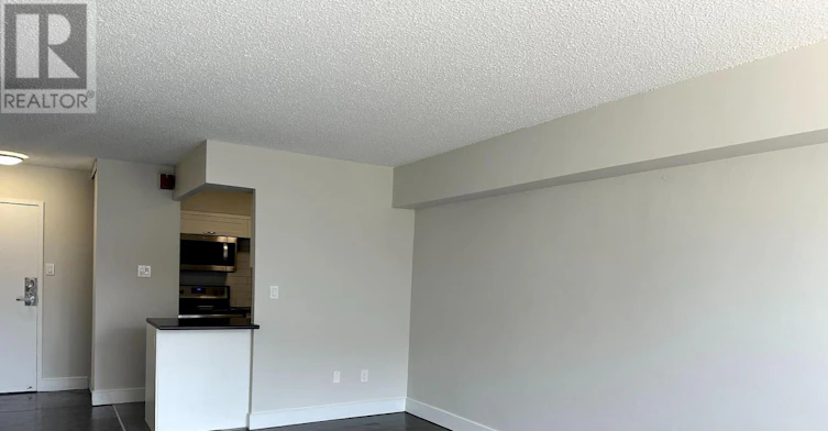 301-145 Wellington Street W, Aurora, ON, L4G 3L9 - 6