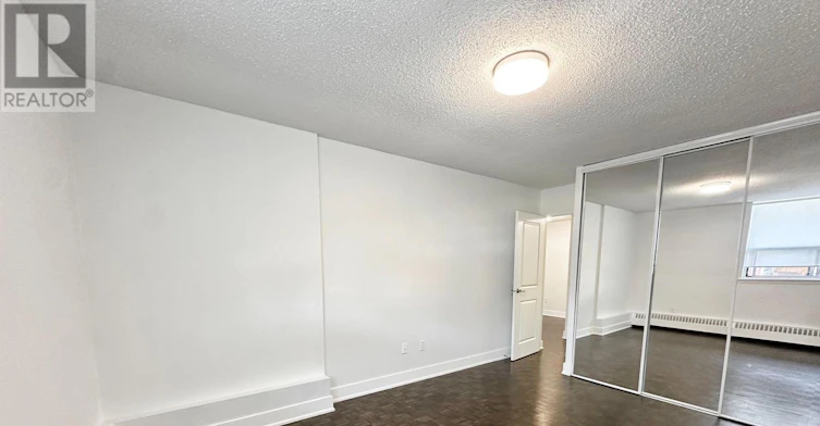 107-147 Wellington Street W, Aurora, ON, L4G 3M1 - 9